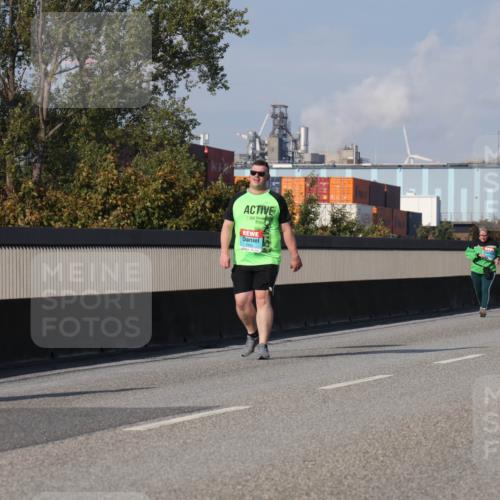 03.10.2025 - Köhlbrandbrückenlauf Luisa Fischer http://msf.ph/oto/8987076 03.10.2025 11:22:19 Position 3  meine-sportfotos.de