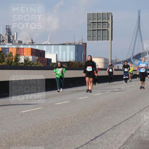 03.10.2025 - Köhlbrandbrückenlauf Luisa Fischer http://msf.ph/oto/8987100 03.10.2025 11:22:21 Position 3  meine-sportfotos.de