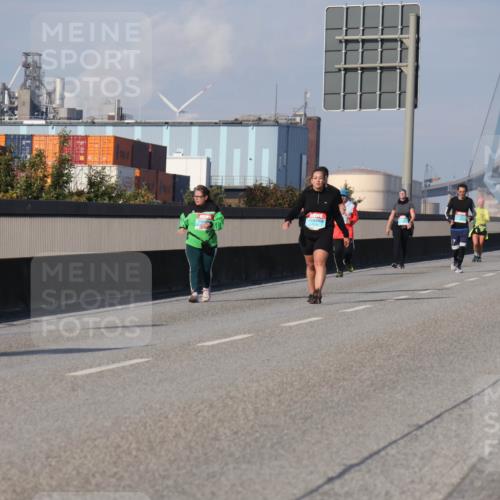 03.10.2025 - Köhlbrandbrückenlauf Luisa Fischer http://msf.ph/oto/8987105 03.10.2025 11:22:22 Position 3  meine-sportfotos.de