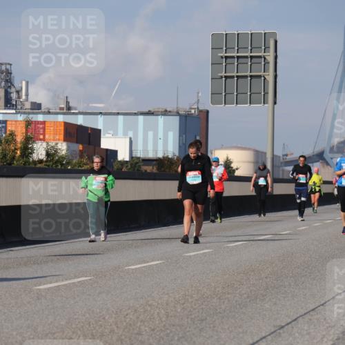 03.10.2025 - Köhlbrandbrückenlauf Luisa Fischer http://msf.ph/oto/8987120 03.10.2025 11:22:23 Position 3  meine-sportfotos.de