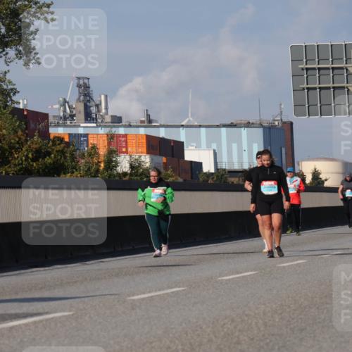 03.10.2025 - Köhlbrandbrückenlauf Luisa Fischer http://msf.ph/oto/8987134 03.10.2025 11:22:24 Position 3  meine-sportfotos.de