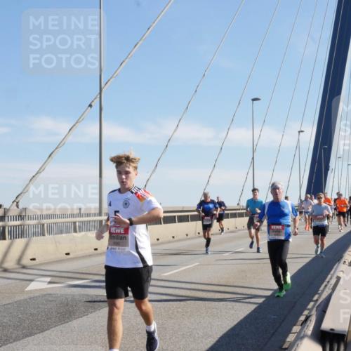 03.10.2025 - Köhlbrandbrückenlauf Matties Gatica Varas http://msf.ph/oto/8987135 03.10.2025 12:28:16 Position 2 4580 meine-sportfotos.de