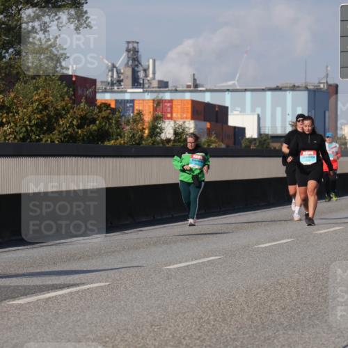 03.10.2025 - Köhlbrandbrückenlauf Luisa Fischer http://msf.ph/oto/8987137 03.10.2025 11:22:25 Position 3  meine-sportfotos.de