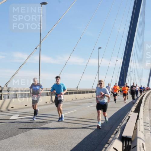 03.10.2025 - Köhlbrandbrückenlauf Matties Gatica Varas http://msf.ph/oto/8987152 03.10.2025 12:28:19 Position 2  meine-sportfotos.de