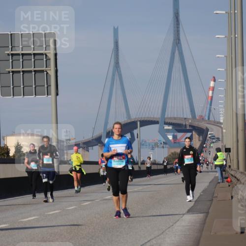 03.10.2025 - Köhlbrandbrückenlauf Luisa Fischer http://msf.ph/oto/8987170 03.10.2025 11:22:28 Position 3  meine-sportfotos.de