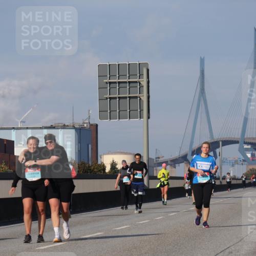 03.10.2025 - Köhlbrandbrückenlauf Luisa Fischer http://msf.ph/oto/8987173 03.10.2025 11:22:29 Position 3 12 meine-sportfotos.de