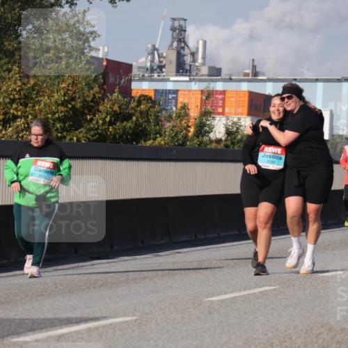 03.10.2025 - Köhlbrandbrückenlauf Luisa Fischer http://msf.ph/oto/8987186 03.10.2025 11:22:30 Position 3 3624, 3098 meine-sportfotos.de