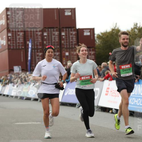 03.10.2025 - Köhlbrandbrückenlauf Yannick Fuchs http://msf.ph/oto/8987218 03.10.2025 16:11:58 Ziel 7122, 7463, 7566, 7613, 7757, 7961, 8005, 8096, 8110, 8259, 8569, 8954, 9159, 9244, 9399 meine-sportfotos.de