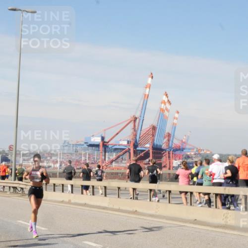 03.10.2025 - Köhlbrandbrückenlauf Matties Gatica Varas http://msf.ph/oto/8987259 03.10.2025 12:28:52 Position 2  meine-sportfotos.de