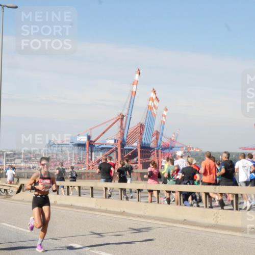 03.10.2025 - Köhlbrandbrückenlauf Matties Gatica Varas http://msf.ph/oto/8987261 03.10.2025 12:28:52 Position 2  meine-sportfotos.de