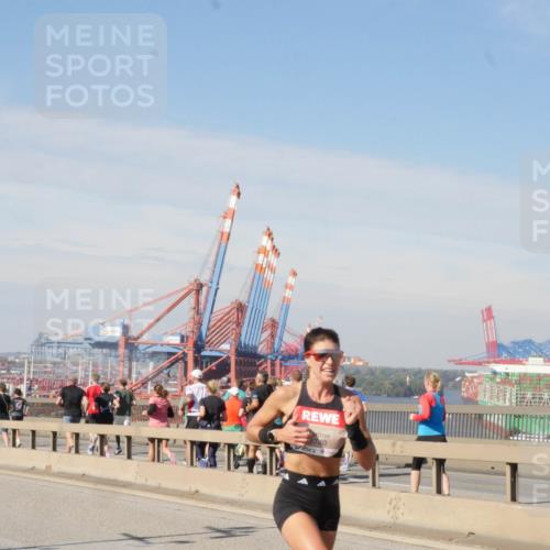03.10.2025 - Köhlbrandbrückenlauf Matties Gatica Varas http://msf.ph/oto/8987268 03.10.2025 12:28:54 Position 2 3740 meine-sportfotos.de