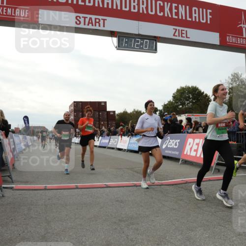 03.10.2025 - Köhlbrandbrückenlauf Yannick Fuchs http://msf.ph/oto/8987271 03.10.2025 16:11:59 Ziel 7122, 7463, 7566, 7613, 7757, 7961, 8005, 8096, 8110, 8259, 8569, 8954, 9159, 9399 meine-sportfotos.de