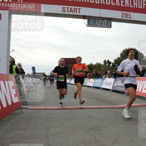03.10.2025 - Köhlbrandbrückenlauf Yannick Fuchs http://msf.ph/oto/8987280 03.10.2025 16:12:00 Ziel 7122, 7463, 7566, 7613, 7757, 8096, 8110, 8259, 8569, 9159, 9399 meine-sportfotos.de