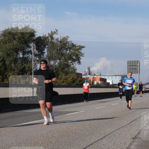 03.10.2025 - Köhlbrandbrückenlauf Luisa Fischer http://msf.ph/oto/8987288 03.10.2025 11:22:39 Position 3  meine-sportfotos.de