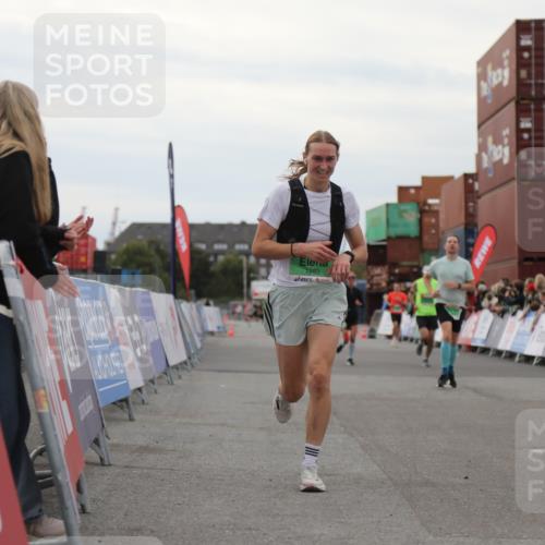 03.10.2025 - Köhlbrandbrückenlauf Yannick Fuchs http://msf.ph/oto/8987300 03.10.2025 15:59:40 Ziel 7025, 7048, 7187, 7193, 7225, 7450, 9113 meine-sportfotos.de