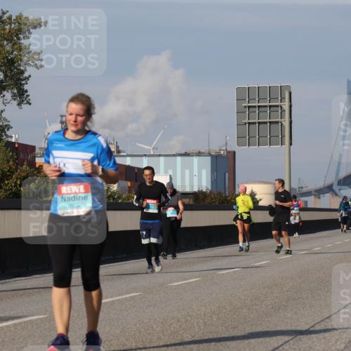 03.10.2025 - Köhlbrandbrückenlauf Luisa Fischer http://msf.ph/oto/8987330 03.10.2025 11:22:43 Position 3  meine-sportfotos.de