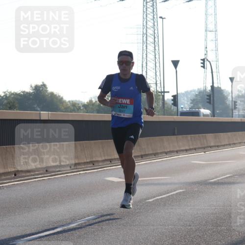 03.10.2025 - Köhlbrandbrückenlauf Luisa Fischer http://msf.ph/oto/8987348 03.10.2025 10:09:42 Position 3 3247 meine-sportfotos.de