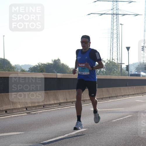 03.10.2025 - Köhlbrandbrückenlauf Luisa Fischer http://msf.ph/oto/8987354 03.10.2025 10:09:42 Position 3 3247 meine-sportfotos.de