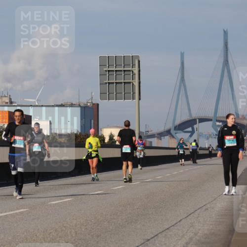 03.10.2025 - Köhlbrandbrückenlauf Luisa Fischer http://msf.ph/oto/8987356 03.10.2025 11:22:44 Position 3  meine-sportfotos.de