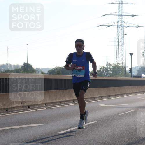 03.10.2025 - Köhlbrandbrückenlauf Luisa Fischer http://msf.ph/oto/8987359 03.10.2025 10:09:42 Position 3 3247 meine-sportfotos.de