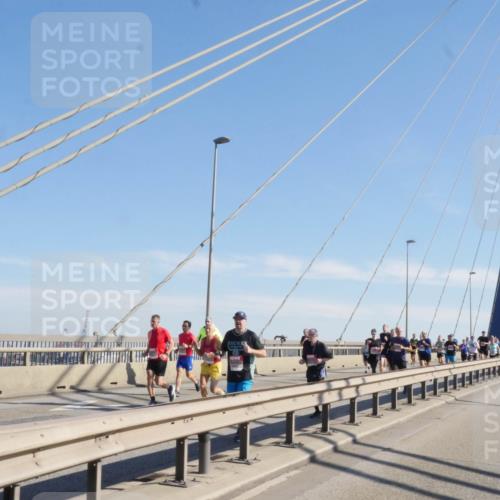 03.10.2025 - Köhlbrandbrückenlauf Matties Gatica Varas http://msf.ph/oto/8987381 03.10.2025 12:29:25 Position 2  meine-sportfotos.de