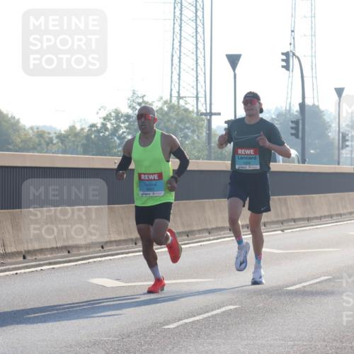03.10.2025 - Köhlbrandbrückenlauf Luisa Fischer http://msf.ph/oto/8987411 03.10.2025 10:09:54 Position 3 3807, 1008 meine-sportfotos.de