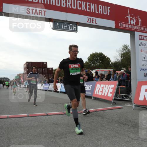 03.10.2025 - Köhlbrandbrückenlauf Yannick Fuchs http://msf.ph/oto/8987418 03.10.2025 16:12:04 Ziel 7463, 7468, 7825, 8259, 8569, 8939, 8951, 9159, 9399 meine-sportfotos.de