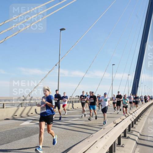 03.10.2025 - Köhlbrandbrückenlauf Matties Gatica Varas http://msf.ph/oto/8987425 03.10.2025 12:29:31 Position 2  meine-sportfotos.de