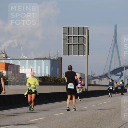 03.10.2025 - Köhlbrandbrückenlauf Luisa Fischer http://msf.ph/oto/8987435 03.10.2025 11:22:49 Position 3 3103 meine-sportfotos.de