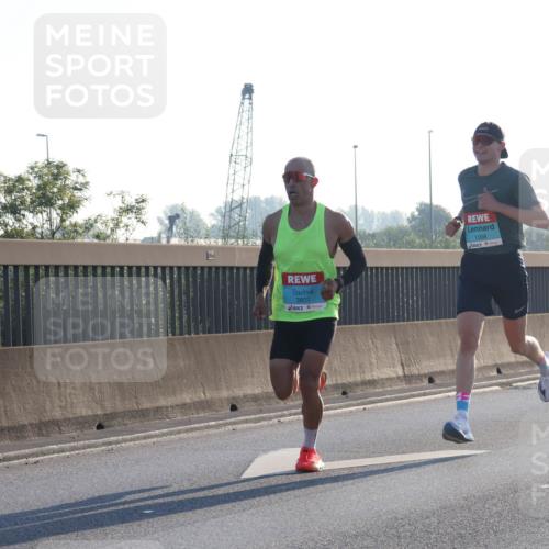 03.10.2025 - Köhlbrandbrückenlauf Luisa Fischer http://msf.ph/oto/8987453 03.10.2025 10:09:57 Position 3 3807, 1008 meine-sportfotos.de