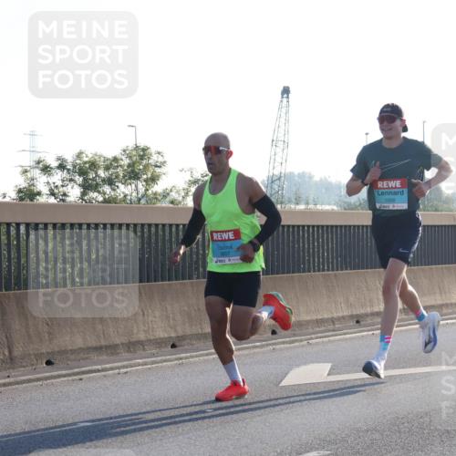 03.10.2025 - Köhlbrandbrückenlauf Luisa Fischer http://msf.ph/oto/8987460 03.10.2025 10:09:57 Position 3  meine-sportfotos.de