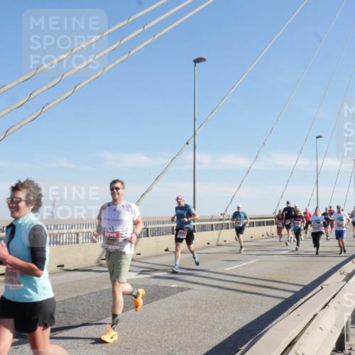 03.10.2025 - Köhlbrandbrückenlauf Matties Gatica Varas http://msf.ph/oto/8987470 03.10.2025 12:29:39 Position 2 2115 meine-sportfotos.de