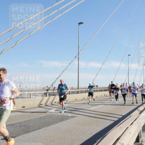 03.10.2025 - Köhlbrandbrückenlauf Matties Gatica Varas http://msf.ph/oto/8987478 03.10.2025 12:29:40 Position 2  meine-sportfotos.de