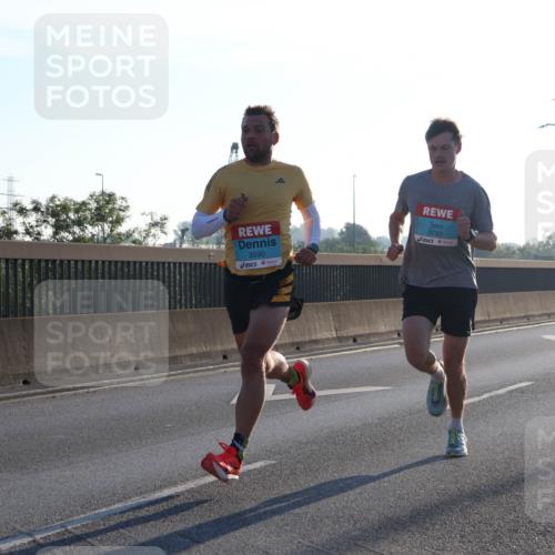 03.10.2025 - Köhlbrandbrückenlauf Luisa Fischer http://msf.ph/oto/8987523 03.10.2025 10:10:02 Position 3 3590, 3782 meine-sportfotos.de