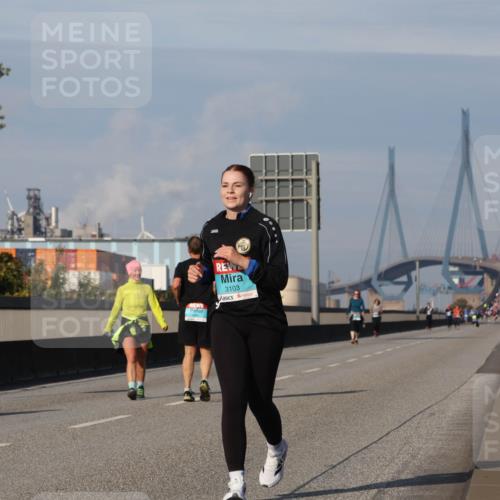 03.10.2025 - Köhlbrandbrückenlauf Luisa Fischer http://msf.ph/oto/8987559 03.10.2025 11:22:56 Position 3 3103 meine-sportfotos.de