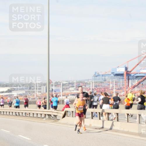 03.10.2025 - Köhlbrandbrückenlauf Matties Gatica Varas http://msf.ph/oto/8987565 03.10.2025 12:30:10 Position 2 1500, 1, 1 meine-sportfotos.de