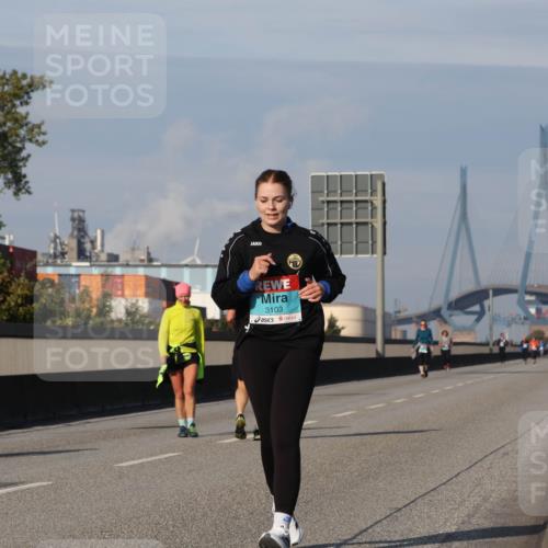 03.10.2025 - Köhlbrandbrückenlauf Luisa Fischer http://msf.ph/oto/8987567 03.10.2025 11:22:57 Position 3 3103 meine-sportfotos.de