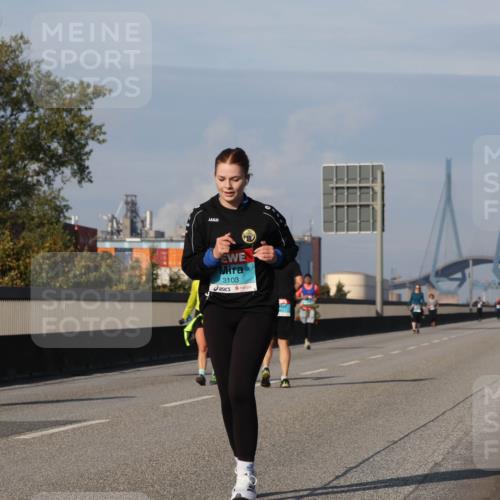 03.10.2025 - Köhlbrandbrückenlauf Luisa Fischer http://msf.ph/oto/8987580 03.10.2025 11:22:57 Position 3 3103 meine-sportfotos.de