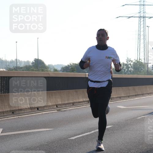 03.10.2025 - Köhlbrandbrückenlauf Luisa Fischer http://msf.ph/oto/8987582 03.10.2025 10:10:06 Position 3  meine-sportfotos.de