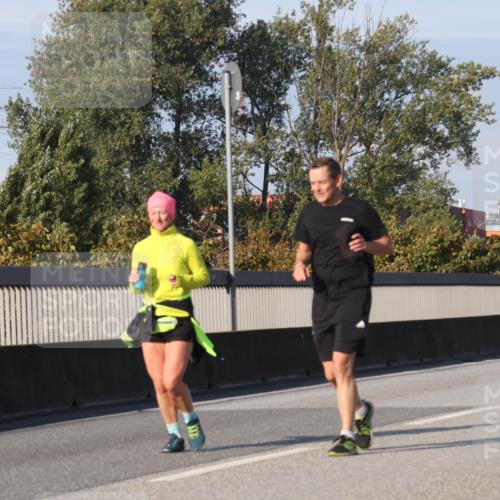 03.10.2025 - Köhlbrandbrückenlauf Luisa Fischer http://msf.ph/oto/8987614 03.10.2025 11:23:07 Position 3  meine-sportfotos.de