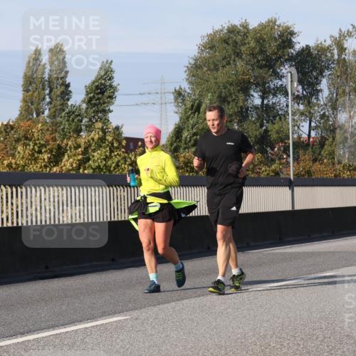 03.10.2025 - Köhlbrandbrückenlauf Luisa Fischer http://msf.ph/oto/8987635 03.10.2025 11:23:08 Position 3  meine-sportfotos.de