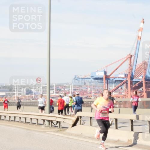 03.10.2025 - Köhlbrandbrückenlauf Matties Gatica Varas http://msf.ph/oto/8987640 03.10.2025 12:30:33 Position 2 86, 500, 1 meine-sportfotos.de