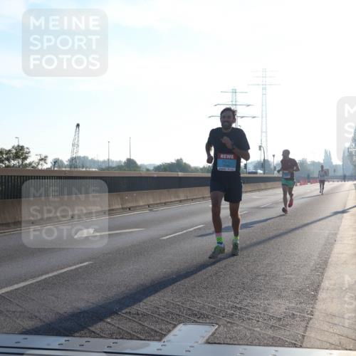 03.10.2025 - Köhlbrandbrückenlauf Luisa Fischer http://msf.ph/oto/8987649 03.10.2025 10:10:11 Position 3  meine-sportfotos.de
