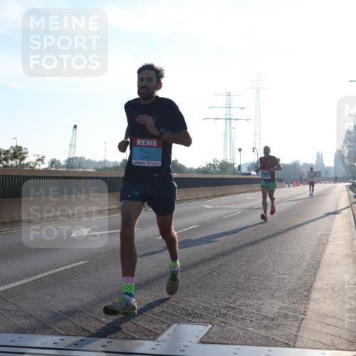 03.10.2025 - Köhlbrandbrückenlauf Luisa Fischer http://msf.ph/oto/8987663 03.10.2025 10:10:11 Position 3 3760 meine-sportfotos.de