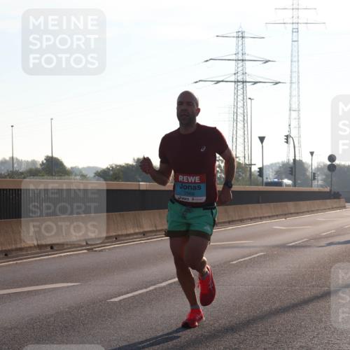 03.10.2025 - Köhlbrandbrückenlauf Luisa Fischer http://msf.ph/oto/8987674 03.10.2025 10:10:13 Position 3 2968 meine-sportfotos.de