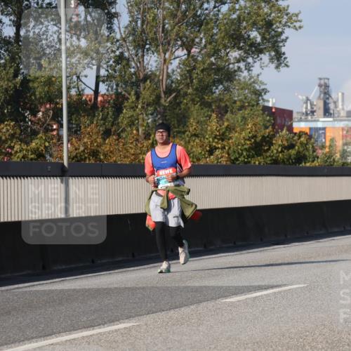 03.10.2025 - Köhlbrandbrückenlauf Luisa Fischer http://msf.ph/oto/8987698 03.10.2025 11:23:13 Position 3  meine-sportfotos.de