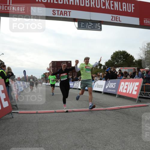 03.10.2025 - Köhlbrandbrückenlauf Yannick Fuchs http://msf.ph/oto/8987704 03.10.2025 16:12:13 Ziel 7404, 7468, 7615, 7762, 7825, 8088, 8501, 8939, 8951 meine-sportfotos.de