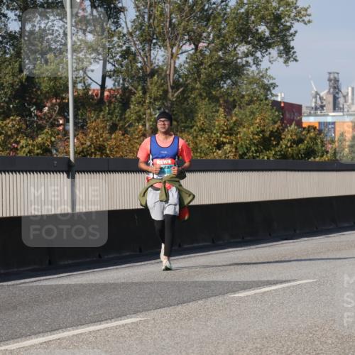 03.10.2025 - Köhlbrandbrückenlauf Luisa Fischer http://msf.ph/oto/8987706 03.10.2025 11:23:13 Position 3  meine-sportfotos.de