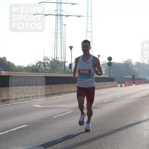 03.10.2025 - Köhlbrandbrückenlauf Luisa Fischer http://msf.ph/oto/8987708 03.10.2025 10:10:16 Position 3 1013 meine-sportfotos.de