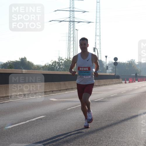 03.10.2025 - Köhlbrandbrückenlauf Luisa Fischer http://msf.ph/oto/8987714 03.10.2025 10:10:17 Position 3 1013 meine-sportfotos.de